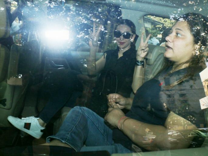 Kapoor and Pataudi family happy | Kapoor and Pataudi family happy