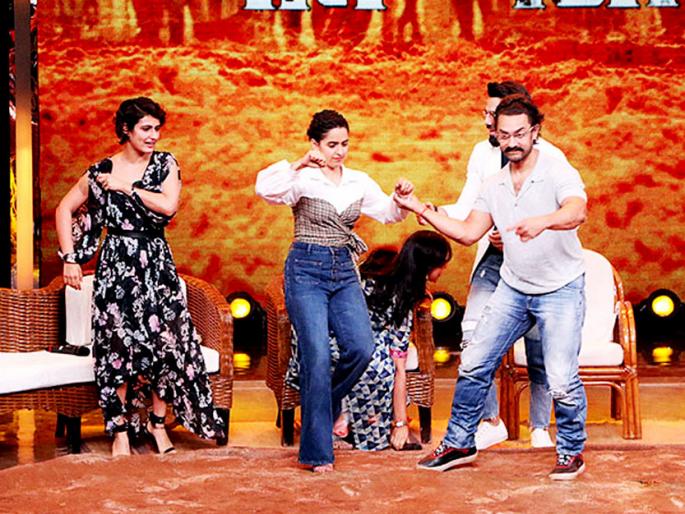 SEE PICS: Aamir Khan celebrates the 'Dangal' by finally stopping! | SEE PICS : अखेर ठुमके लावून आमिर खानने केले ‘दंगल’चे सेलिब्रेशन! SEE PICS: Aamir Khan celebrates the 'Dangal' by finally stopping! | SEE PICS : अखेर ठुमके लावून आमिर खानने केले ‘दंगल’चे सेलिब्रेशन!