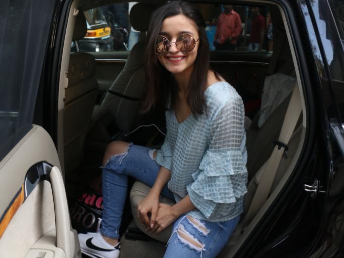 Cool Idea of ​​Alia ... | आलियाचा कूल अंदाज...