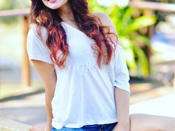 SEE PICS: Hot Ihana Dhillon to enter Bollywood in 'Hate Story-4'! | SEE PICS : ‘हेट स्टोरी-४’मधून बॉलिवूडमध्ये एंट्री करणार हॉट इहाना ढिल्लों!