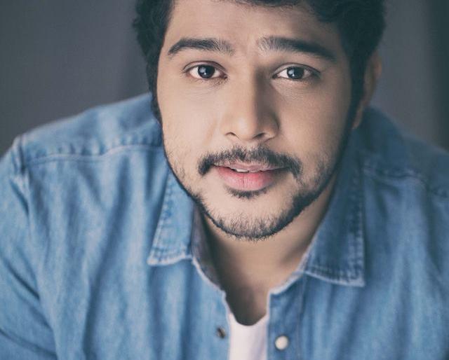 Video: New Challenge for Environmental Promotion on Social Media Challenge given by Sushant Tilak to Siddhartha Chandekar | Video: सुयश टिळकने सिद्धार्थ चांदेकरला दिले हे चॅलेंज, सोशल मीडियावर पर्यावरण संवर्धनासाठीची नवी मोहीम ट्रेंडिंग Video: New Challenge for Environmental Promotion on Social Media Challenge given by Sushant Tilak to Siddhartha Chandekar | Video: सुयश टिळकने सिद्धार्थ चांदेकरला दिले हे चॅलेंज, सोशल मीडियावर पर्यावरण संवर्धनासाठीची नवी मोहीम ट्रेंडिंग