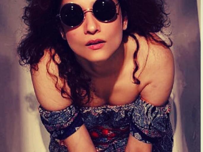 What happened that danced on the street, Ankita Lokhande? | असे काय झाले की रस्त्यावर नाचत सुटली अंकिता लोखंंडे? What happened that danced on the street, Ankita Lokhande? | असे काय झाले की रस्त्यावर नाचत सुटली अंकिता लोखंंडे?