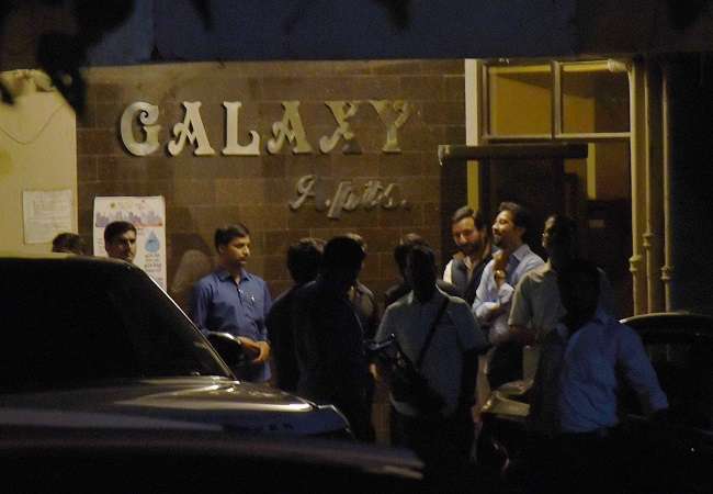 Salman Khan's party reached 'Nawab' and discussed! | सलमान खानच्या पार्टीला पोहोचला ‘नवाब’ अन् झाली चर्चा! Salman Khan's party reached 'Nawab' and discussed! | सलमान खानच्या पार्टीला पोहोचला ‘नवाब’ अन् झाली चर्चा!