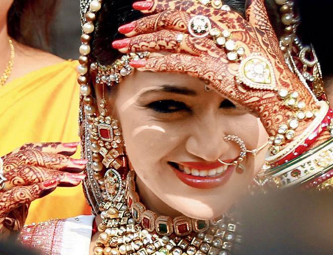 Funded wedding | निधीने केले लग्न Funded wedding | निधीने केले लग्न