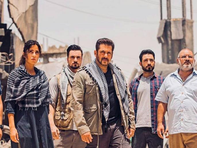 BOX OFFICE: 'Tiger is alive' at Box Office in third week! | BOX OFFICE : तिसऱ्या आठवड्यातही बॉक्स आॅफिसवर ‘टायगर जिंदा है’! BOX OFFICE: 'Tiger is alive' at Box Office in third week! | BOX OFFICE : तिसऱ्या आठवड्यातही बॉक्स आॅफिसवर ‘टायगर जिंदा है’!