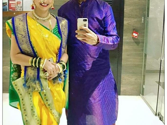 After the big fight, Revati and Subodh stuck in a wedding, both of them were married | मोठ्या संघर्षानंतर रेवती आणि सुबोध अडकले लग्नबंधनात,लग्नात दोघांचा असा होता अंदाज After the big fight, Revati and Subodh stuck in a wedding, both of them were married | मोठ्या संघर्षानंतर रेवती आणि सुबोध अडकले लग्नबंधनात,लग्नात दोघांचा असा होता अंदाज