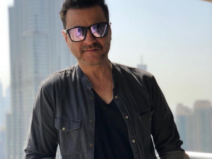 Sanjay Kapoor, the people who said 'Watch the time of the post ...' | ​ ‘टाईम देखो पोस्ट का...’ म्हणत, संजय कपूरवर भडकले लोक !