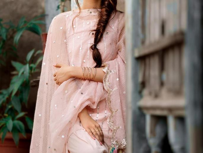 Krypton Sanan's sister, Nupur Sanan, is caused by the 'viral', see photo! | क्रिती सॅननची बहीण नूपुर सॅनन ‘या’ गोष्टीमुळे होतेय व्हायरल, पाहा फोटो! Krypton Sanan's sister, Nupur Sanan, is caused by the 'viral', see photo! | क्रिती सॅननची बहीण नूपुर सॅनन ‘या’ गोष्टीमुळे होतेय व्हायरल, पाहा फोटो!