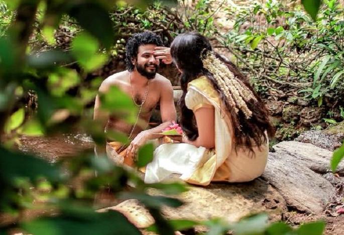 Malayalam actor Neeraj Madhavan married in a traditional way! Visitor Destination Wedding After Seeing An Awesome Photos Of Marriage !! | मल्याळम अभिनेता नीरज माधवने केले पारंपरिक पद्धतीने लग्न! लग्नाचे अप्रतिम फोटो पाहून विसराल डेस्टिनेशन वेडिंग!! Malayalam actor Neeraj Madhavan married in a traditional way! Visitor Destination Wedding After Seeing An Awesome Photos Of Marriage !! | मल्याळम अभिनेता नीरज माधवने केले पारंपरिक पद्धतीने लग्न! लग्नाचे अप्रतिम फोटो पाहून विसराल डेस्टिनेशन वेडिंग!!