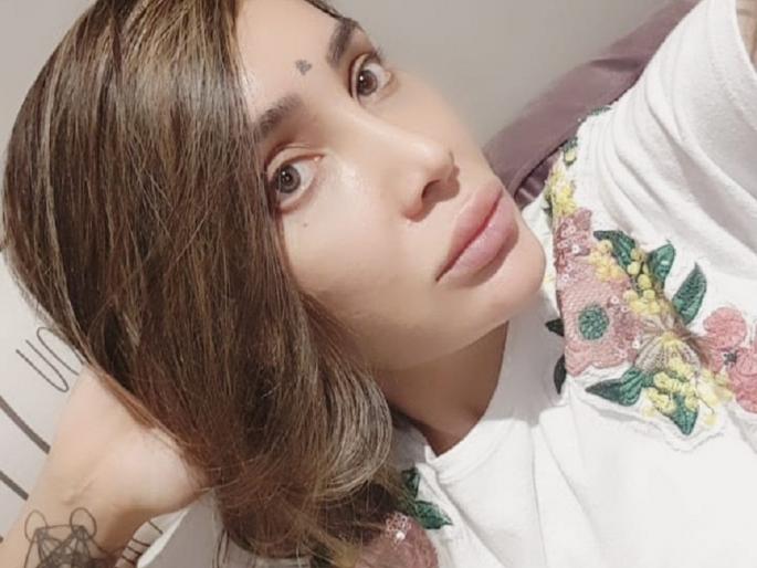How much of a night? Sophia Hayatan replied in the lead! | ​एका रात्रीचे किती घेशील? सोफिया हयातने दिले सणसणीत उत्तर!!