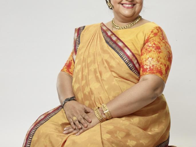 Vandana Pathak's accident on the set of 'Khichdi' series, rest will take some days | 'खिचडी' मालिकेच्या सेटवर वंदना पाठक यांचा झाला अपघात,काही दिवस घेणार विश्रांती Vandana Pathak's accident on the set of 'Khichdi' series, rest will take some days | 'खिचडी' मालिकेच्या सेटवर वंदना पाठक यांचा झाला अपघात,काही दिवस घेणार विश्रांती