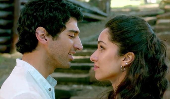 Aditya-Shraddha 'OK Jaanu' Still! | आदित्य-श्रद्धाचा ‘ओके जानू’ तील स्टिल! Aditya-Shraddha 'OK Jaanu' Still! | आदित्य-श्रद्धाचा ‘ओके जानू’ तील स्टिल!