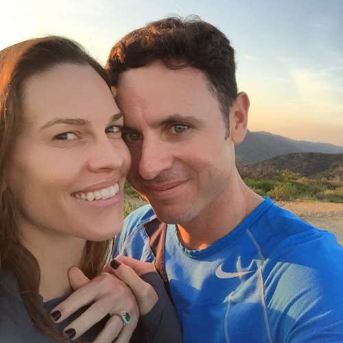 Hillary's spell | हिलेरीचा साखरपुडा