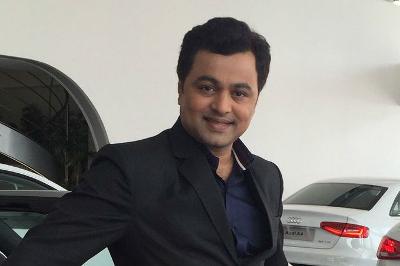 Subhanga Won Honor theater | सुबोध म्हणतोय रंगमंचाचा आदर करा
