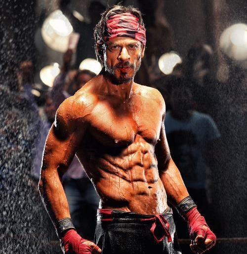 Shah Rukh Khan says, I have to increase my chest hair! | शाहरूख खान म्हणतो, त्यासाठी मला छातीवरचे केस वाढवावे लागतील!