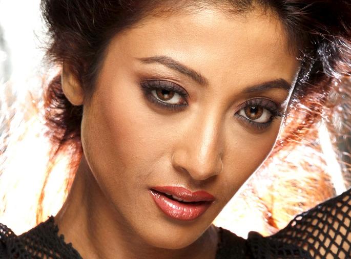 Actress Paoli gets expensive honeymoon! Helicopter saved lives! | अभिनेत्री पाओली दामला महाग पडले हनीमून! हेलिकॉप्टरने वाचवला जीव! Actress Paoli gets expensive honeymoon! Helicopter saved lives! | अभिनेत्री पाओली दामला महाग पडले हनीमून! हेलिकॉप्टरने वाचवला जीव!