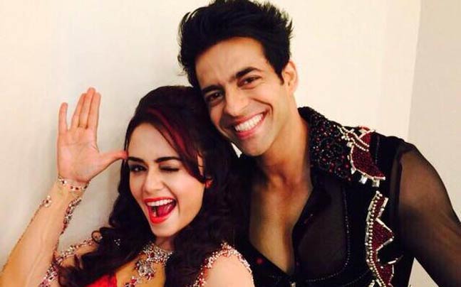 What is the surprise gift to Amruta? | अमृताला काय मिळाले सरप्राईज गिफ्ट ?