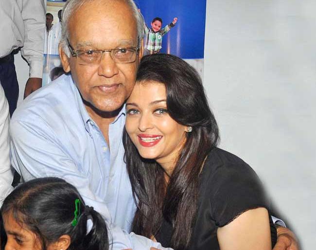 Aishwarya Rai-Bachchan's father Krishnaraj Rai passes away | ऐश्वर्या राय-बच्चनचे वडील कृष्णराज राय यांचे निधन Aishwarya Rai-Bachchan's father Krishnaraj Rai passes away | ऐश्वर्या राय-बच्चनचे वडील कृष्णराज राय यांचे निधन