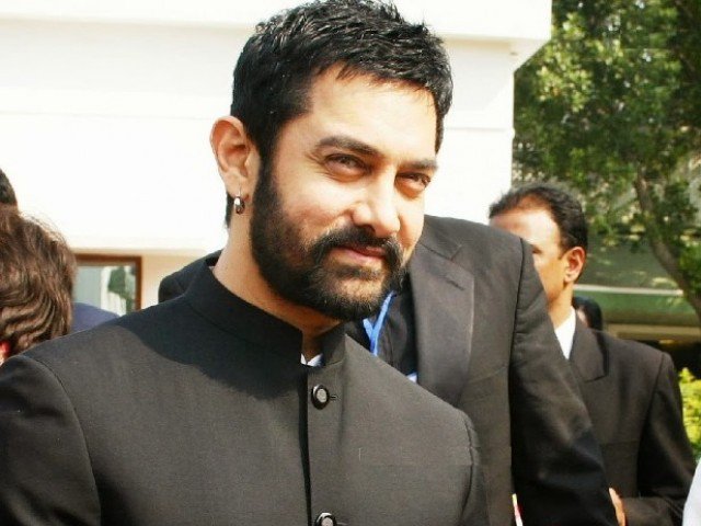 Amir going or reception | ​ आमीर जाणार या रिसेप्शनला