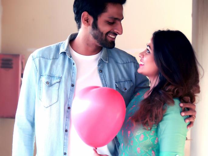 What's up! Celebrate Valentine's Prayer in a Wedding Movie as a Great and Glorious Philosopher | What’s up लग्न चित्रपटातील प्रार्थना बेहरे आणि वैभव तत्त्ववादी असा केला व्हॅलेंटाइन सेलिब्रेट