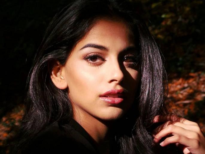 Varun Dhawan's 'October' girl? Know about her! | वरूण धवनची ‘अक्टूबर’ गर्ल कोण कुठली? जाणून घ्या तिच्याबद्दल! Varun Dhawan's 'October' girl? Know about her! | वरूण धवनची ‘अक्टूबर’ गर्ल कोण कुठली? जाणून घ्या तिच्याबद्दल!