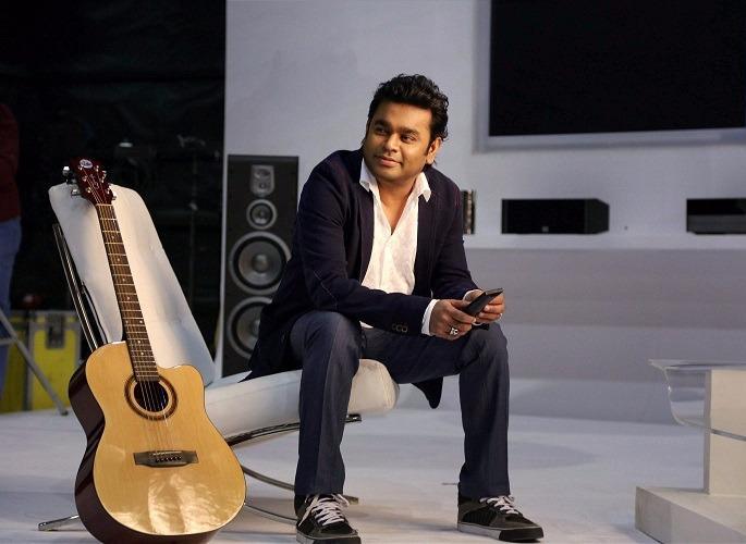 A.R. 'Ha' director is thinking of creating a biopic on Rahman's life | ए.आर. रहमानच्या आयुष्यावर बायोपिक तयार करण्याचा विचार करतोय 'हा' दिग्दर्शक A.R. 'Ha' director is thinking of creating a biopic on Rahman's life | ए.आर. रहमानच्या आयुष्यावर बायोपिक तयार करण्याचा विचार करतोय 'हा' दिग्दर्शक