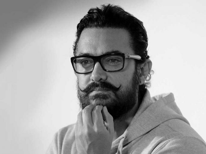 Aamir Khan, a girl living in the neighborhood, had been hanged on the letter, written by the blood! | ​ शेजारी राहणा-या मुलीवर लट्टू झाला होता आमिर खान, रक्ताने लिहिले होते पत्र!