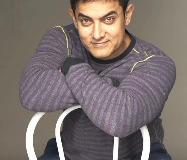 'Raampar' to become 'Aamir' for 'Dangle'? | ‘दंगल’ साठी आमीर बनणार ‘रॅपर’ ?