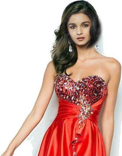 Alia was sexy siren? | आलिया झाली सेक्सी सायरन ? Alia was sexy siren? | आलिया झाली सेक्सी सायरन ?
