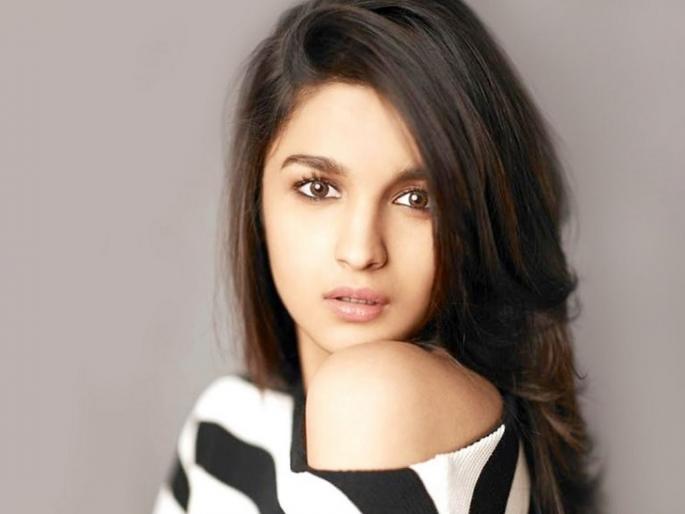 Siddharth Malhotra is better not to work with the actor, 'Alia Bhatt! | सिद्धार्थ मल्होत्रा नाही तर ‘या’ अभिनेत्यासोबत काम करण्यासाठी उतावीळ झालीय आलिया भट्ट! Siddharth Malhotra is better not to work with the actor, 'Alia Bhatt! | सिद्धार्थ मल्होत्रा नाही तर ‘या’ अभिनेत्यासोबत काम करण्यासाठी उतावीळ झालीय आलिया भट्ट!
