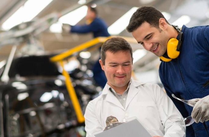 Amazon employees only work for 30 hours a week | ​अ‍ॅमेझॉन कर्मचारी करणार आठवड्याला केवळ ३० तास काम