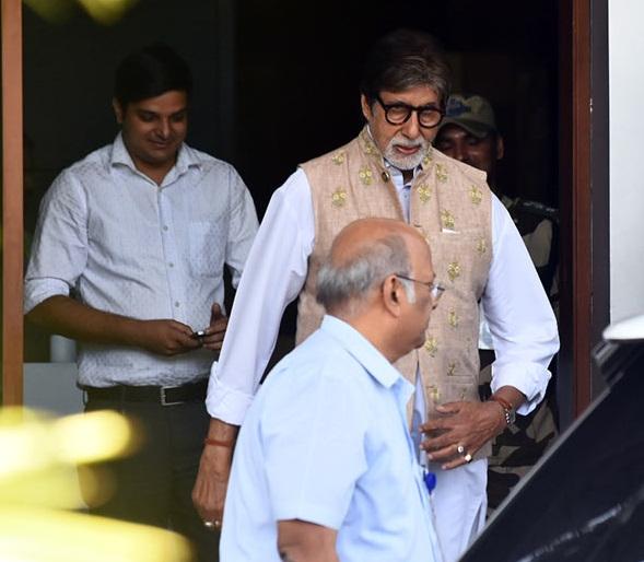 Shooting of Amitabh Bachchan by 'shooting of' Thugs of Hindustan ' | 'ठग्स ऑफ हिंदुस्तान’च्या शूटिंगनंतर अमिताभ बच्चन करणार 'या' चित्रपटाचे शूटिंग Shooting of Amitabh Bachchan by 'shooting of' Thugs of Hindustan ' | 'ठग्स ऑफ हिंदुस्तान’च्या शूटिंगनंतर अमिताभ बच्चन करणार 'या' चित्रपटाचे शूटिंग