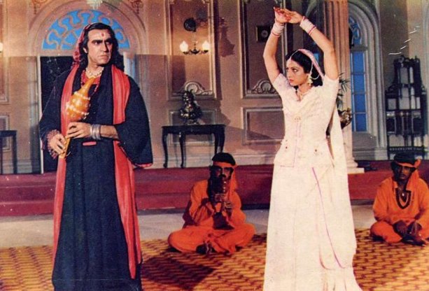 Have you seen this movie of Bollywood on Naga-Nagin? | नाग-नागिनवरील बॉलिवुडमधील हे चित्रपट तुम्ही पाहिले आहेत का? Have you seen this movie of Bollywood on Naga-Nagin? | नाग-नागिनवरील बॉलिवुडमधील हे चित्रपट तुम्ही पाहिले आहेत का?