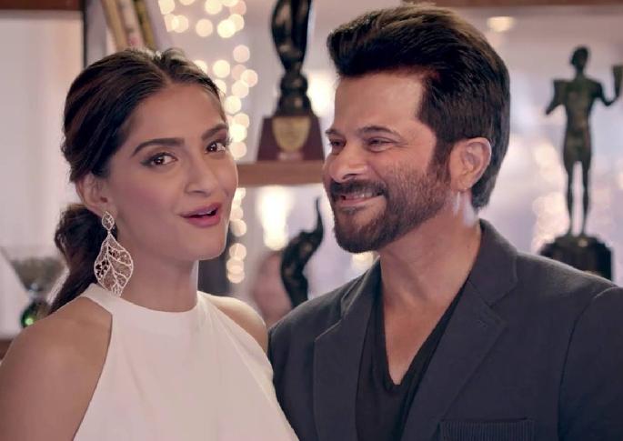 Anil Kapoor wishes for the 'Filmfare Award' given by Sonamala | अनिल कपूरने सोनमला अशा दिल्या ‘फिल्मफेअर अवॉर्ड’साठीच्या शुभेच्छा Anil Kapoor wishes for the 'Filmfare Award' given by Sonamala | अनिल कपूरने सोनमला अशा दिल्या ‘फिल्मफेअर अवॉर्ड’साठीच्या शुभेच्छा