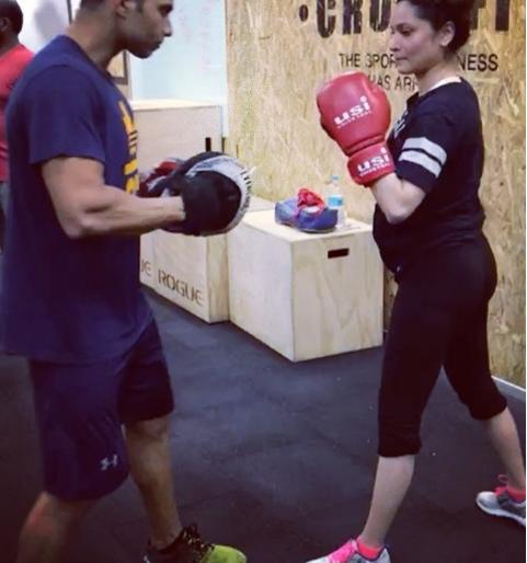 Ankita is training someone to punish? | अंकिता कुणाला पंच मारण्याचं घेत आहे ट्रेनिंग? Ankita is training someone to punish? | अंकिता कुणाला पंच मारण्याचं घेत आहे ट्रेनिंग?
