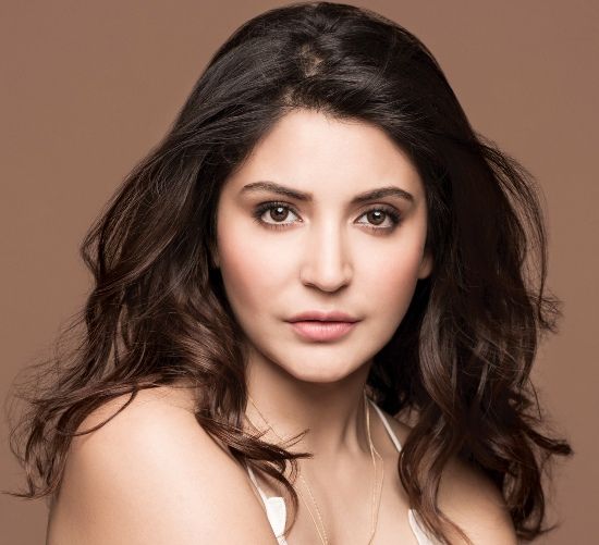 Anushka Sharma's relationship with the model before Virat Kohli became affair with the model | ​विराट कोहलीसोबत अफेअर होण्यापूर्वी अनुष्का शर्मा होती या मॉडेलसोबत नात्यात