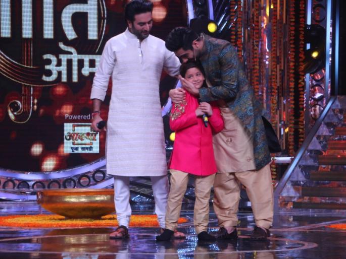 On the set of 'Om Shanti Om', the untouchability was made to the Khurana | ‘ओम शांती ओम’च्या सेटवर अपारशक्ती खुराणाला झाले अश्रृ अनावर