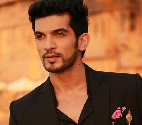 Arjun Bijlani plays 'Genie' now? | अर्जुन बिजलानी आता ‘जिनी’च्या भूमिकेत ?