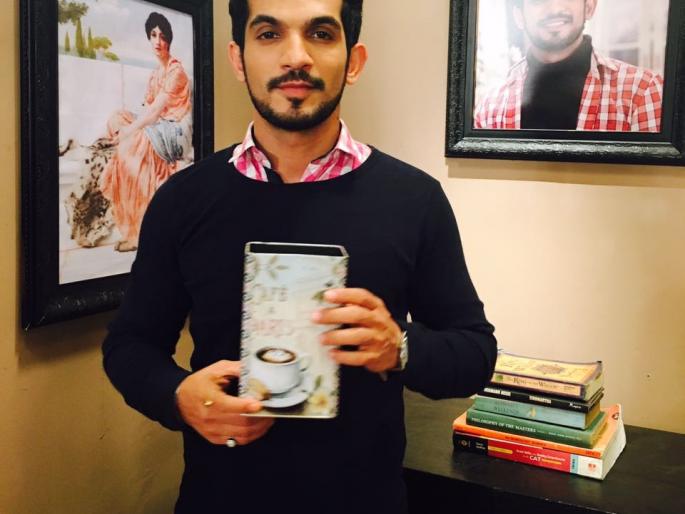 Well! Piggy bank by the artists started for tea? | चक्क! चहावाल्यासाठी सुरू केली या कलाकारांनी पिगी बँक? Well! Piggy bank by the artists started for tea? | चक्क! चहावाल्यासाठी सुरू केली या कलाकारांनी पिगी बँक?