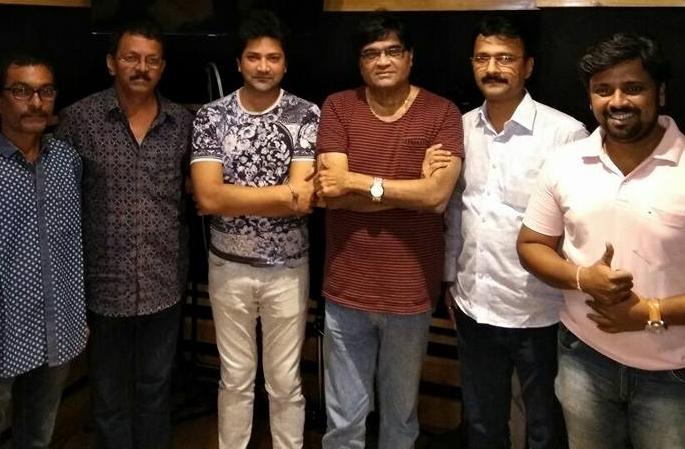 Ashok Saraf will soon come to meet the audience of this Marathi film | अशोक सराफ लवकरच या मराठी सिनेमातून रसिकांच्या भेटीला येणार