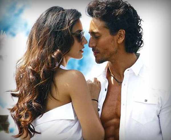 Tiger Shroff and direction Patani's 'Baji 2' shoot starts | टायगर श्रॉफ आणि दिशा पटानीच्या 'बागी2' चे शूटिंग सुरू Tiger Shroff and direction Patani's 'Baji 2' shoot starts | टायगर श्रॉफ आणि दिशा पटानीच्या 'बागी2' चे शूटिंग सुरू