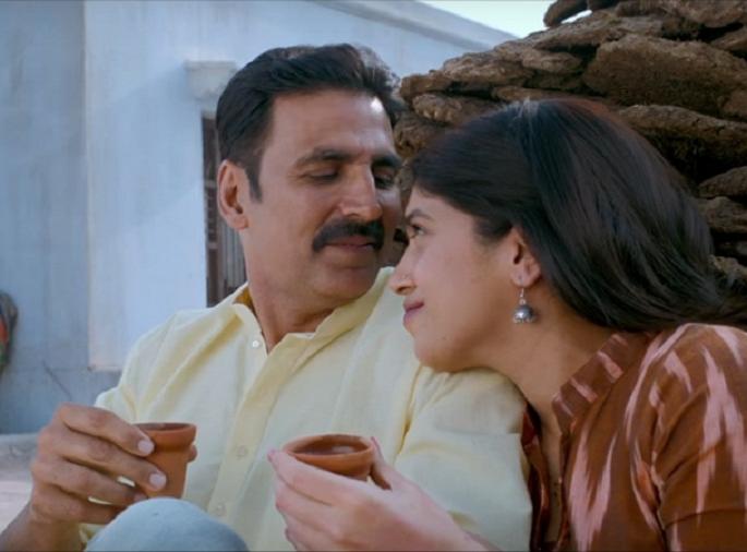 New Song Out: Do you see 'restless' story of a 'love story'? | New Song Out : ‘टॉयलेट: एक प्रेमकथा’तील ‘बखेडा’ तुम्ही पाहिलातं? New Song Out: Do you see 'restless' story of a 'love story'? | New Song Out : ‘टॉयलेट: एक प्रेमकथा’तील ‘बखेडा’ तुम्ही पाहिलातं?