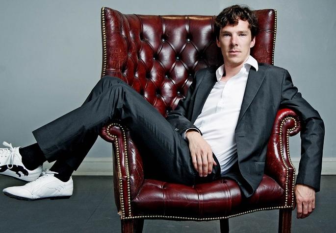 Benedict Cumbhbatch goes downstairs in '60's intoxication | ​बेनेडिक्ट कम्बरबॅचला चढली ’६०ची नशा