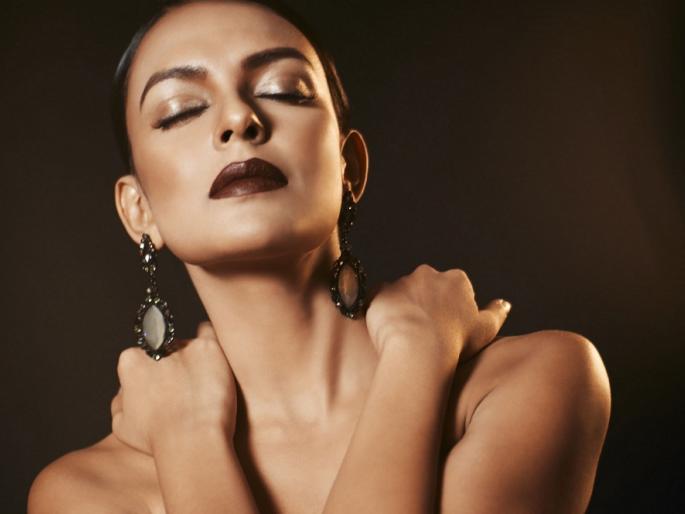 Bidita Bagh of 'Babukoshai Gunkabazar' gave a statement about Chitrangada Singh! | ‘बाबूमोशाय बंदूकबाज’ची अभिनेत्री बिदिता बाग हिने चित्रांगदा सिंहबद्दल दिले असे काही बयान! Bidita Bagh of 'Babukoshai Gunkabazar' gave a statement about Chitrangada Singh! | ‘बाबूमोशाय बंदूकबाज’ची अभिनेत्री बिदिता बाग हिने चित्रांगदा सिंहबद्दल दिले असे काही बयान!