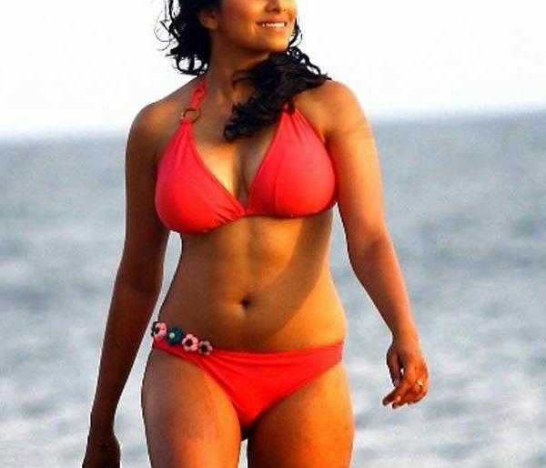 Sai says I'm like Sunny Leone | सई म्हणतेय मी सनी लिओन सारखी सुंदर Sai says I'm like Sunny Leone | सई म्हणतेय मी सनी लिओन सारखी सुंदर