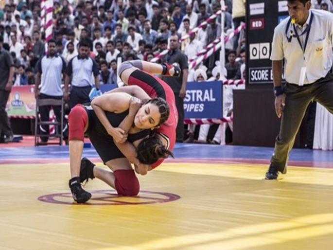 Anushka says, 'What you learn must be present.' | अनुष्का म्हणते,‘जे शिकतो ते प्रेझेंट केलेच पाहिजे’ Anushka says, 'What you learn must be present.' | अनुष्का म्हणते,‘जे शिकतो ते प्रेझेंट केलेच पाहिजे’