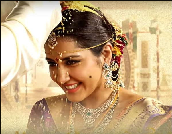 This actress stuck with silk, got married photos, but there is a twist | ही अभिनेत्री अडकली रेशीमगाठीत,लग्नाचे फोटो झाले व्हायरल, मात्र यांत आहे एक ट्विस्ट
