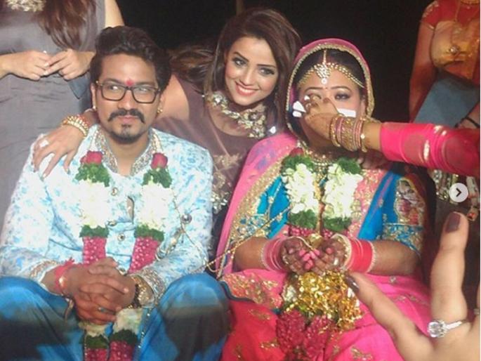 What happened to the wedding that comedy Bharti Singh cries? | लग्नात असं काय घडलं की कॉमेडीयन भारती सिंगला कोसळलं रडू?