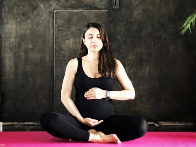 Yogdini shouted slogans like Soha Ali Khan! | योगदिनी सोहा अली खानने चमकोगिरी करणाºयांना फटकारले!