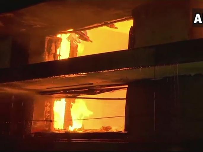 Cinévista studio fires during 'Bepnah' shooting; All Artists Safe! | सिनेविस्टा स्टुडिओला ‘बेपनाह’च्या शूटिंगदरम्यान भीषण आग; सर्व कलाकार सुखरूप! Cinévista studio fires during 'Bepnah' shooting; All Artists Safe! | सिनेविस्टा स्टुडिओला ‘बेपनाह’च्या शूटिंगदरम्यान भीषण आग; सर्व कलाकार सुखरूप!